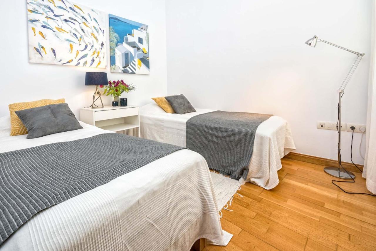 Christina Penthouse In Malaga By Solaga Holiday Homes Екстериор снимка